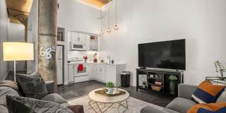 Terrace on Walnut Gallery 29