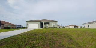 Coming Soon! 4/2 Single Family Home Coming Soon! 4/2 Single Family Home Gallery 1