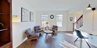 Private Room - Utilities & Wifi Included Gallery 1