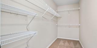 5027 Stratford Pine Lane Gallery 22