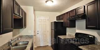 7458 Oriole St Gallery 3