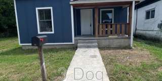 412 North Hawthorne Street Gallery 2