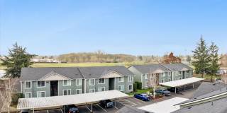 Oak Park Village Apartments Gallery 4