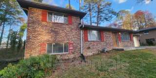 3146 Vandiver Drive Gallery 1