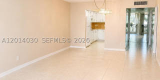 900 Saint Charles Pl Gallery 12