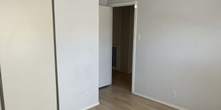 15 McLennan Oak Gallery 18