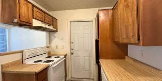 Viewable Now!  Small Dogs Accepted! Gallery 11