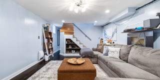 *Beautifully Updated & Unique 1BD/2BA Condo Unit Available in South Side* Gallery 30
