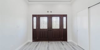 17908 Califa Street Gallery 7