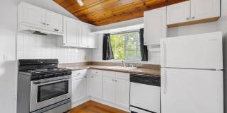 1219 Central Ave #C - Studio | 1 bath Gallery 8