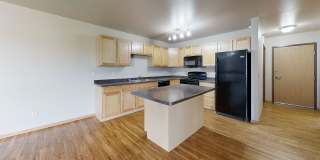 Roosevelt West Apartments Gallery 1