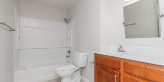 Stonington Farm Apartments Gallery 18