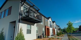 A New Season Starts Here! 4 Weeks Rent FREE + $0 Down Deposit OAC | 3 Bed Townhome in South Ogden Gallery 1