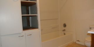 616 14th St SE Gallery 12