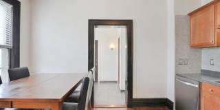 4 Bedroom , 2 Bath Newly Renovated house - Right off of High St Gallery 15