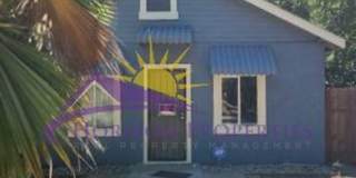 Remodeled 3 Bed 2 Bath 1,050 Sq Ft Oak Park Home Gallery 1