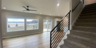 Luxury Newer Construction Home! Gallery 3