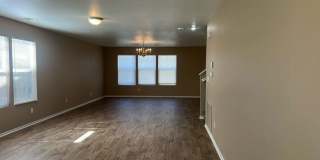 1133 Pinnacle, Merced Gallery 4