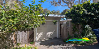 Charming New Monterey Home with Bay Views with all utilities included Gallery 29