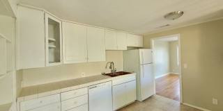15 Audusson Ave Pensacola, FL 32507 MOVE IN SPECIAL: HALF OFF first full month of rent!!! Gallery 11