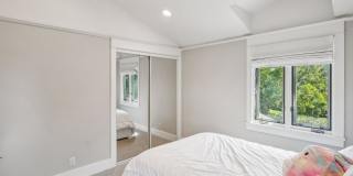 1749 Hill St Gallery 41