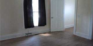 120 W Sixth Street, lower 120 W Sixth Street, lower Gallery 17