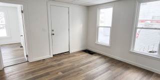 1019 Superior Street - Lower Gallery 1