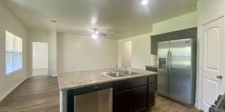 Updated Home in Pioneer Crossing! Available for July! Gallery 7