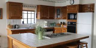 Riverfront 4 Bedroom Vacation Home Includes utiliities Gallery 8