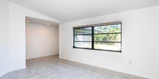 PET FRIENDLY POOL HOME IN PORT CHARLOTTE Gallery 15