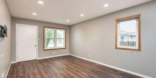 Beautiful Townhouse In Naperville Gallery 23
