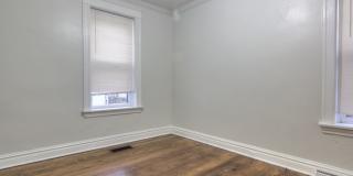 Great updated 2 bedroom 1 bath unit with great layout only available for move in October 10th! Gallery 16