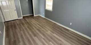 3 bed house in Church Hill! Enjoy big yard, great location, hardwoods, central Ac, and laundry! Gallery 27
