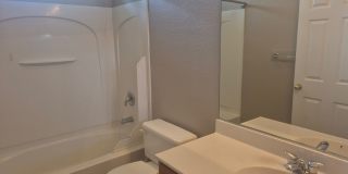 Beautiful 4 Bedroom 2.5 Bath with loft Gallery 21