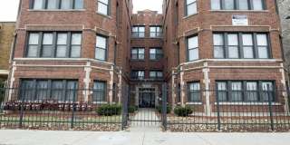 7914 S Hermitage Auburn Gresham Apartments Gallery 18
