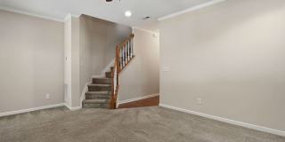 Beautiful  3 bedroom Townhome Living in Apex, NC Gallery 7