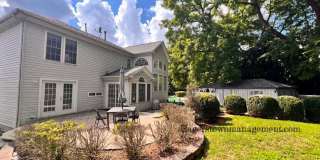 Luxury Home in Woodbridge Luxury Home in Woodbridge Gallery 3