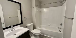 306 W Franklin Gallery 68