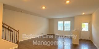 15708 Country House St Gallery 8
