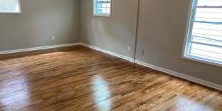 Room in 4 Bedroom Home at Mayson Turner Rd NW Gallery 16