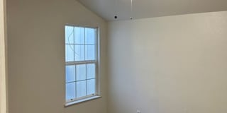 274 E 8th St / Reserve Now! WALK TO DOWNTOWN AND CHICO STATE Gallery 13