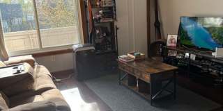 Two Bedroom One Bath Upper Unit in Duplex Gallery 1