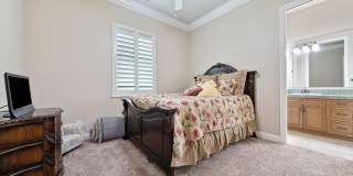 Stunning 3 Bedroom 2.5 Bath Home In Harlan Ranch w/Solar! Gallery 17