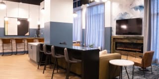 415 Premier Evanston Gallery 14