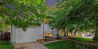 Spacious 4-Bedroom Home Near North Table Mountain Gallery 3