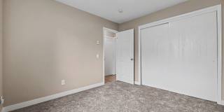 FOR RENT! Beautifully Remodeled 2 Bed/1 Bath Unit – Don’t Miss Out! Gallery 14