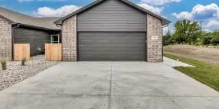 Modern 4-Bedroom Home in Falcon Falls Modern 4-Bedroom Home in Falcon Falls Gallery 1