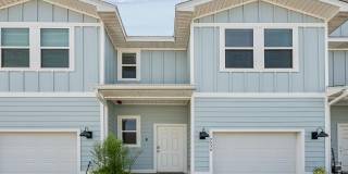 Gated Community | Community Pool | Lawn Care Included | Minutes to Navy Federal! Gallery 1