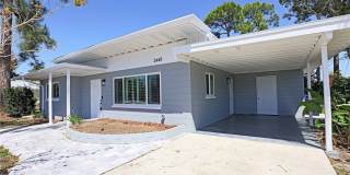 2243 Harvard Avenue Gallery 1