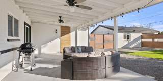 2207 North 28th Place Gallery 37